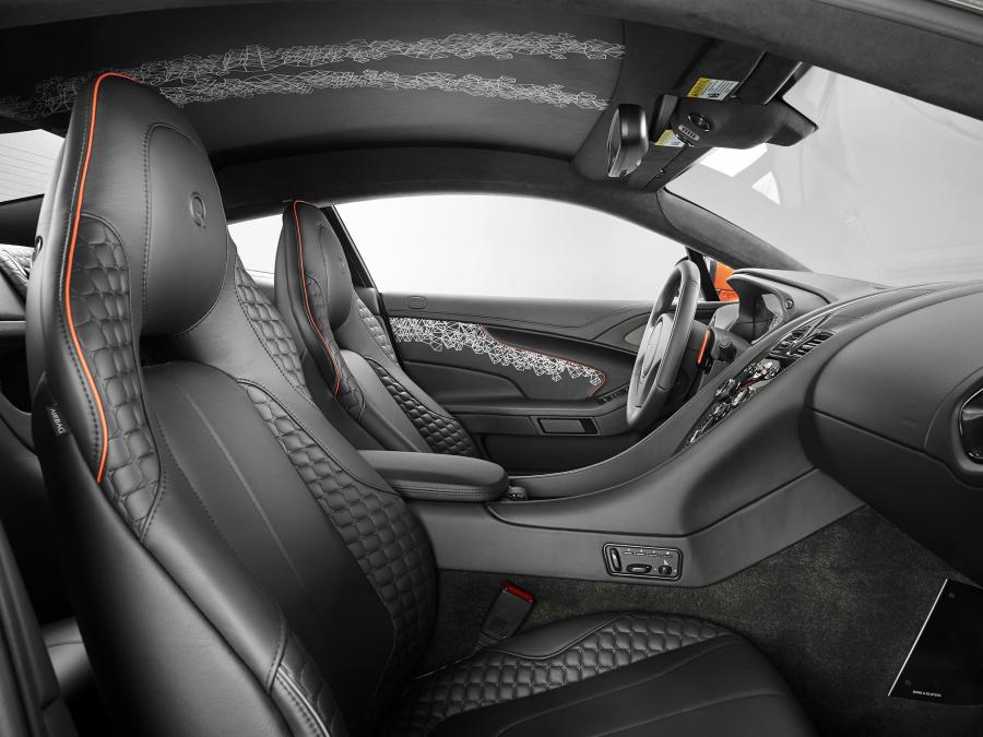 Интерьер Aston Martin Vanquish by Q 2014 года  (NA) (фото 3 из 5)